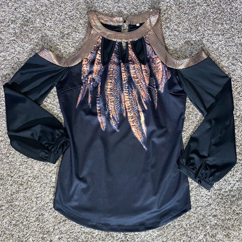 Copper-Trimmed Halter Neckline with Copper-trimming and Peep Shoulders